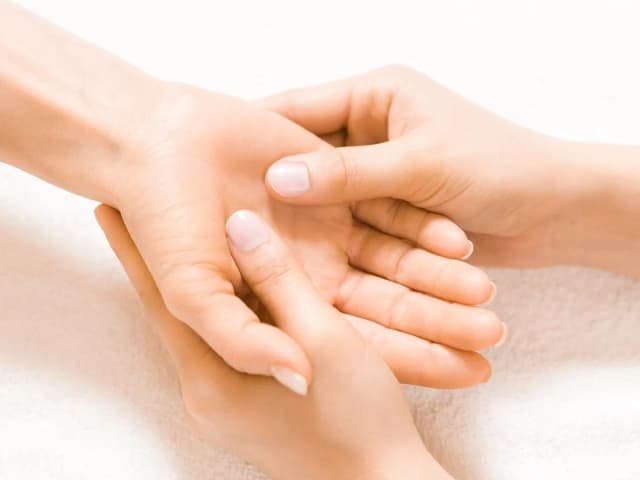 Jakie leki na drętwienie rąk pomogą Ci cieszyć się pełnym zdrowiem? Jakie leki na drętwienie rąk pomogą Ci cieszyć się pełnym zdrowiem?